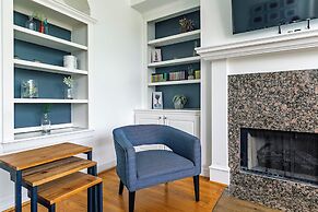 Montrose Lodge by Dunyha