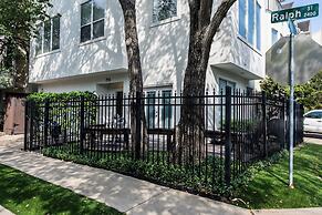 Montrose Lodge by Dunyha