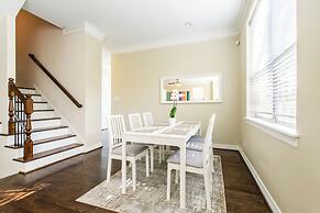 Montrose Lodge by Dunyha