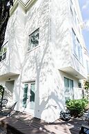 Montrose Lodge by Dunyha