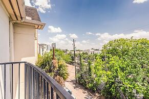 Montrose Lodge by Dunyha