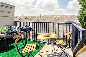 Montrose Lodge by Dunyha