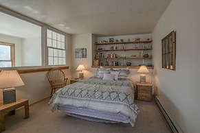 Quicksilver 1677 OFB