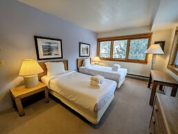 Quicksilver 1677 OFB