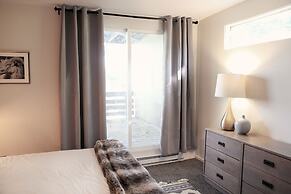 16 Village Run... 2 Bedroom Condo by RedAwning