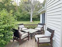 G Cookie's House 3 Bedroom Home by RedAwning