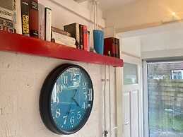 Holiday Home - 8 Persons - With Sauna at the Lauwerslake Near Wadden S