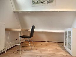 Holiday Home - 8 Persons - With Sauna at the Lauwerslake Near Wadden S