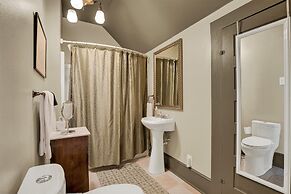 Beautiful and Unique Home With Fireplace and Pool!