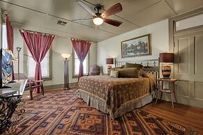 Beautiful and Unique Home With Fireplace and Pool!