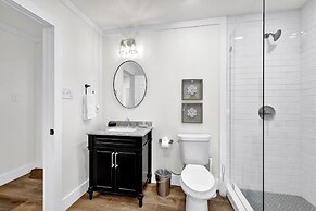 Hilltop Lux Haus With Infinitypool-hottub-pooltable