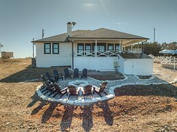 Hilltop Lux Haus With Infinitypool-hottub-pooltable