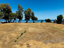 Lifeguard Beachfront - Luxury Flat, 30meters From Sea