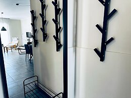 Lifeguard Beachfront - Luxury Flat, 30meters From Sea