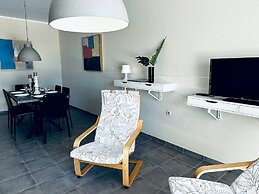 Lifeguard Beachfront - Luxury Flat, 30meters From Sea