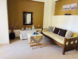 La Casa - Cozy House, 5min Drive To Beach