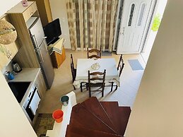 La Casa - Cozy House, 5min Drive To Beach