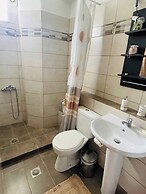 La Casa - Cozy House, 5min Drive To Beach