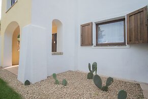 Beautiful Il Giardino Degli Oleandri 1 Bedroom Sleep 4, Plus Extra Chi