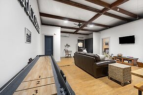 Private Oasis 10 min To Main St