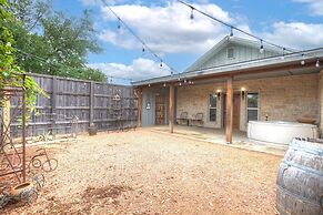 Private Luxury Retreat With Hot Tub 10mins To Fred!