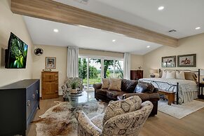 Luxury Ranch W/pool-hot Tub-near Fred!