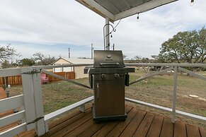 Hill Country Escape/lrg Patio/minutes to Wineries