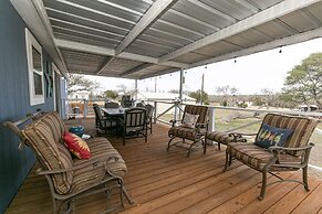 Hill Country Escape/lrg Patio/minutes to Wineries