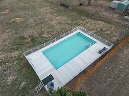 Hill Country Escape/lrg Patio/minutes to Wineries