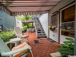 Garden Grove 2 Bedroom Home by RedAwning