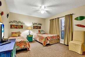 River Condo Next to Schlitterbahn Water Park!