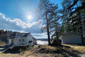 Bjurvik's Villa - Flat 3 - Business Customers Only