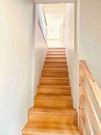 Bjurvik's Villa - Flat 3 - Business Customers Only