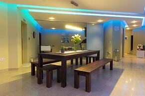 Luxury at Villa Cama - Your Dream Vacation Rental!