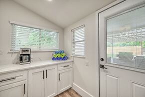 Stunning Home 3 min to Main With Hot tub and Firepit!