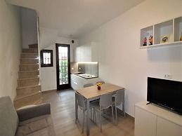 Relaxing Seaside Villa With Swimming Pool