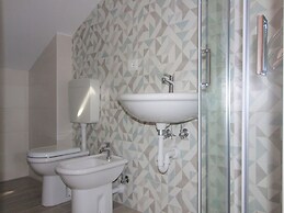 Relaxing Seaside Villa With Swimming Pool