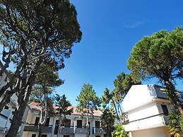 Relaxing Seaside Villa With Swimming Pool