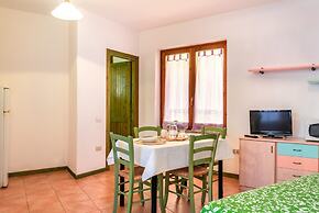 Glorious Residence Le Pavoncelle Studio Sleeps 2