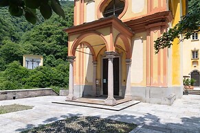 Palazzo Sacro Monte 1 Brissago Experience