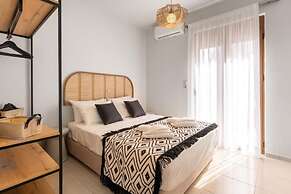 Villa Ismini 3 Bedrooms With Pool , sea View and E-car Charger