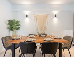 Villa Ismini 3 Bedrooms With Pool , sea View and E-car Charger