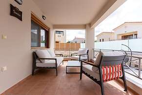 Villa Ismini 3 Bedrooms With Pool , sea View and E-car Charger