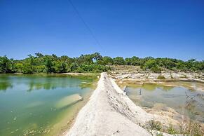 Stunninghome on The Blanco River