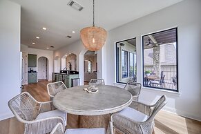 Luxury Lakefront Home-private Dock - Dipping Pool!