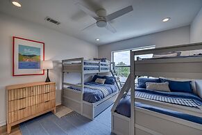 Luxury Lakefront Home-private Dock - Dipping Pool!