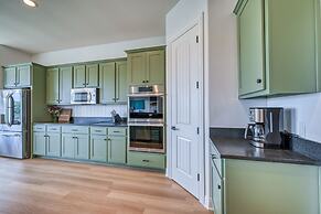 Luxury Lakefront Home-private Dock - Dipping Pool!