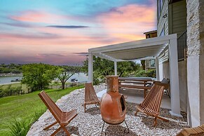 Luxury Lakefront Home-private Dock - Dipping Pool!