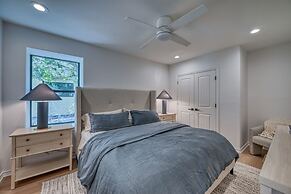 Luxury Lakefront Home-private Dock - Dipping Pool!