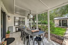 Gorgeous Haus With Outdoor Bar Room and Fire Pit!